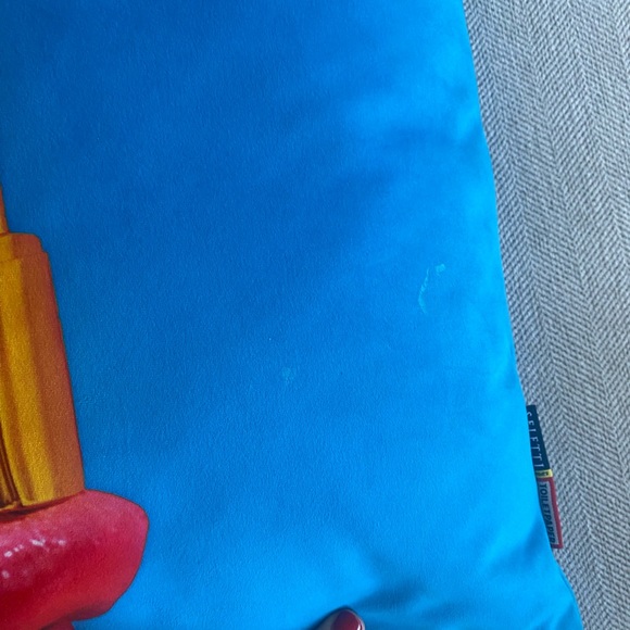 Seletti pillow - Picture 2 of 4